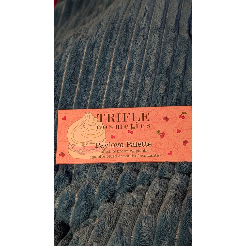 Trifle Cosmetics Pavlova Palette